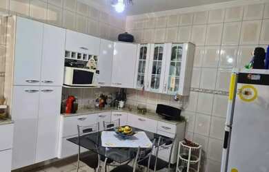 Imagem 3: Sobrado para aluguel e venda com 200 metros quadrados com 2 quartos