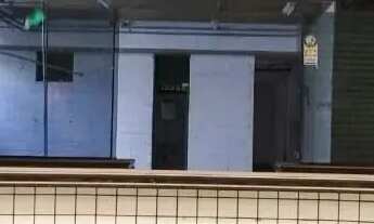 Imagem 7: Barracão, 853 m² - venda por RS 2.000.000,00 ou aluguel por RS 12.310,88-mês - Centro - Pi