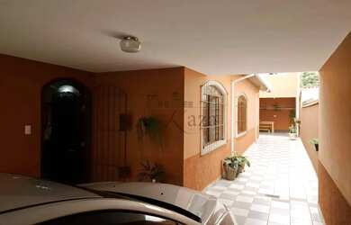 Imagem 3: Oportunidade - Casa Sobrado - Vila Tesouro - 5 Dormitórios - 206m²