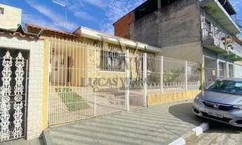 Imagem 2: Casa para Venda em Osasco, Jardim das Flores, 3 dormitórios, 1 suíte, 2 banheiros, 5 vagas