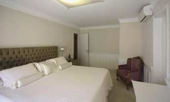 Imagem 6: Les Jaridns Bordeaux com 3 dormitórios, sendo 3 suítes e 3 vagas de garagem