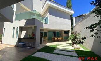 Imagem 3: Casa Ampla com 4 quartos sendo 4 suítes à venda, 417 m² por R$ 2.160.000 - Morada da Colin