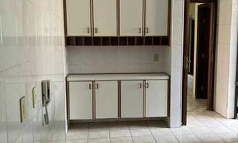 Imagem 3: Apartamento para aluguel e venda possui 135 metros quadrados com 3 quartos em Centro - Tau