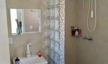 Imagem 2: Casa no pé da serra da Cantareira e a 10 minutos do metrô. Lugar excelente para quem busc