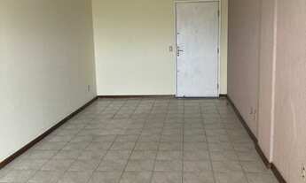 Imagem 2: Apartamento para aluguel e venda possui 135 metros quadrados com 3 quartos em Centro - Tau