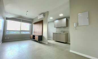 Imagem 2: Apartamento com 2 dormitórios para alugar, 54 m² por R$ 1.950,00/mês - Teresópolis - Porto