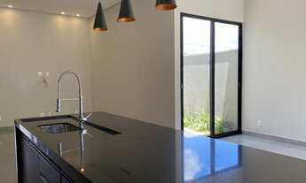 Imagem 5: Casa de condomínio para venda tem 160 metros quadrados com 3 quartos