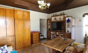 Imagem 3: Casa com 190m² construída sobre terreno de 598m²