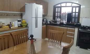 Imagem 7: Casa para venda tem 175 metros com 3 quartos em Vila Bela Vista - Santo André - SP