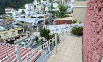 Imagem 3: Casa para venda tem 145 metros quadrados com 4 quartos em Lourdes - Juiz de Fora - MG