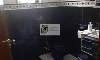 Imagem 4: Sobrado para venda com 217 metros quadrados com 4 quartos