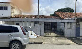 Imagem 2: Casa para venda com 100 metros quadrados com 5 quartos em Jordão - Recife - PE