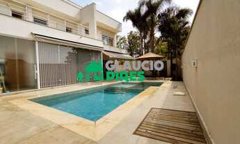 Imagem: Sobrado a venda no condomínio Reserva da