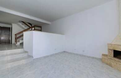 Imagem 3: Casa de condomínio, 3 quartos, 1 suíte, 2 vagas de garagem - Cachoeira - Curitiba - PR