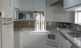 Imagem 6: Ampla casa a venda com 330m², sendo 4 dormitórios, 1 suíte, e 6 vagas na Vila Matilde