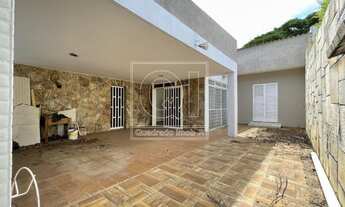 Imagem 4: Casa para Venda em Brasília, Asa Sul, 3 dormitórios, 1 suíte, 2 banheiros, 4 vagas