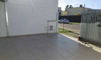 Imagem 2: Sobrado com 4 dormitórios para alugar com 130.01m² por R$ 1.800,00 no bairro Capão da Imbu