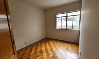 Imagem 6: Apartamento com 3 dormitórios para alugar, 95 m² por R$ 1.100,00/mês - Granbery - Juiz de