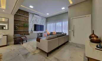 Imagem 5: Casa Térrea em condomínio, 5 suítes e Piscina