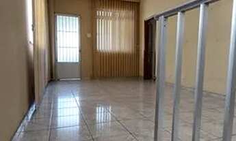 Imagem 4: Excelente APTO T/CASA com, varanda, salão, 3 quartos, 2 banheiros, c/1 vaga de garagem