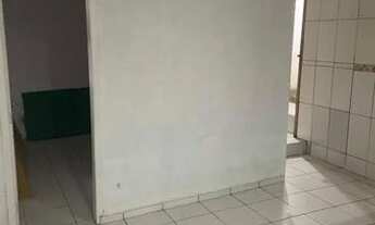 Imagem 3: Alugo kitnet em Mangaratiba rua principal