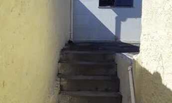 Imagem 3: Casa linear de 2 quartos com quintal(fundos) no bairro da Posse