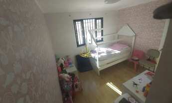 Imagem 3: CAMBORIú - Sobrado Padrão - Santa Regina