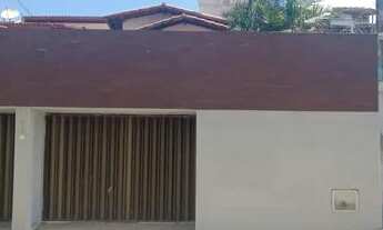 Imagem: Sobrado para venda tem 280 metros quadrados