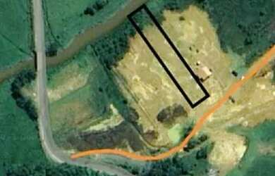 Imagem 5: Terreno com Riacho nos fundos