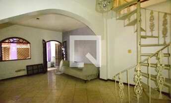 Imagem 2: Casa para Aluguel - Irajá, 3 Quartos, 300 m2