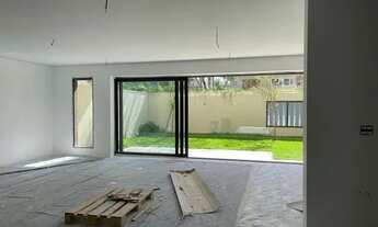 Imagem 7: Casa de condomínio sobrado para venda tem 520 metros quadrados com 4 quartos