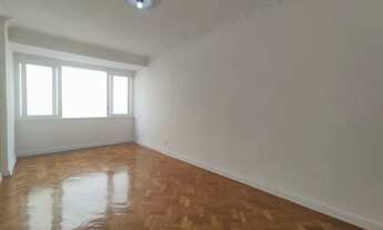 Imagem 2: Apartamento para venda tem 105 metros quadrados com 3 quartos em Copacabana - Rio de Janei