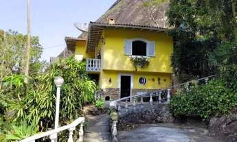 Imagem: Bonita casa no retiro em ótima rua sem