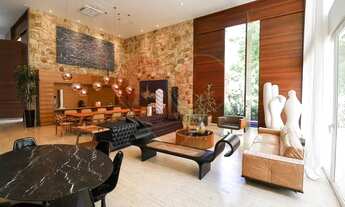 Imagem 3: Casa de condomínio para venda tem 1600 metros quadrados com 4 quartos