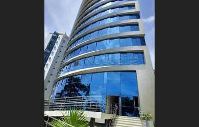 Imagem 2: OPORTUNIDADE NA AVENIDA BOA VIAGEM! APTO ANDAR BAIXO 158M² 3 SUÍTES 3 VAGAS