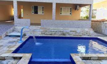 Imagem: Casa com piscina juntinho da praia de Enseadas