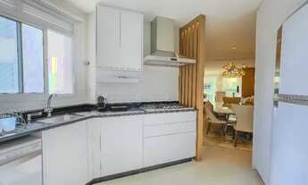 Imagem 6: Brava Beach, Praia Brava, 3 suítes, face norte, decorado