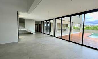 Imagem: Excelente sobrado contendo 5 suítes Alphaville