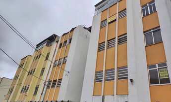 Imagem 2: Apartamento para venda possui 62 metros quadrados com 2 quartos em Bandeirantes - Juiz de