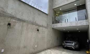 Imagem 2: Casa com 3 dormitórios à venda em Contagem