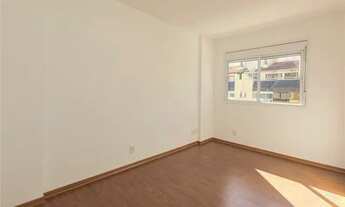 Imagem 4: PORTO ALEGRE - Apartamento Padrão - Passo da Areia