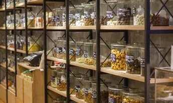 Imagem 2: Vendo Empório de produtos naturais e suplementos + cafeteria saudável e funcional