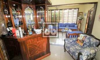 Imagem 4: Ilha do Governador - Jardim Guanabara - Casa Linear - Quintal - Área de Lazer - Varandão