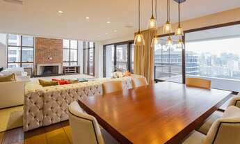 Imagem 6: Altissimo padrão CFL 4 dormitórios transformado em 3 Suítes no bairro Petrópolis!