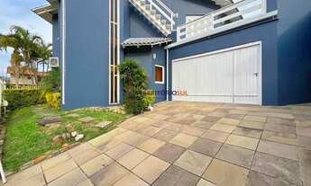 Imagem 3: Casa de esquina com 285m², 3 dormitórios, sendo 1 suites, 4 vagas - amplo pátio