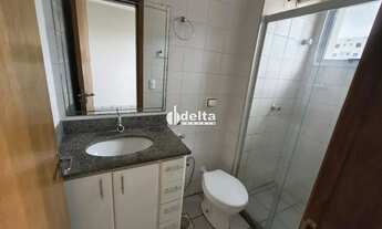 Imagem 8: Apartamento com 3 quartos sendo 1 suíte, portaria 24 horas, 1 vaga e aprox. 82m² de área p