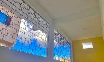 Imagem 3: Casa com 2/4, Cajazeiras X