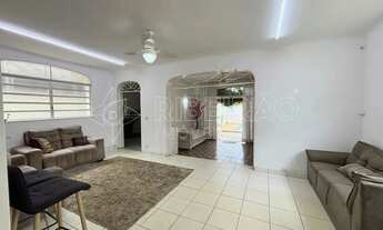 Imagem 2: Casa comercial com 06 salas e piscina para locação no bairro Jardim América