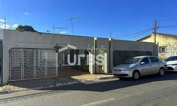 Imagem 3: Casa com 4 quartos em localização privilegiada no Setor Sul