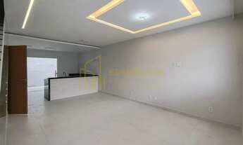 Imagem 5: Seu Refúgio em Planície da Serra: Casa Duplex Feita para Você!